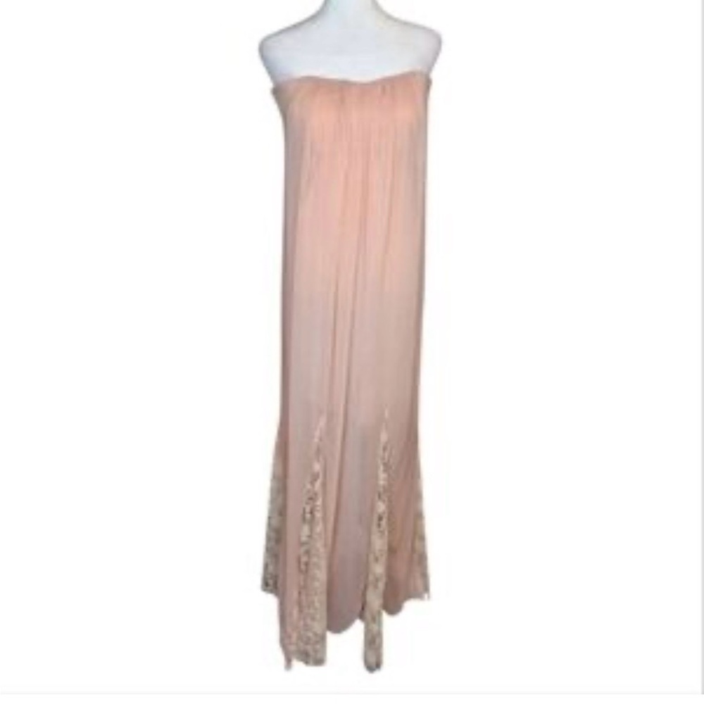 Alice + Olivia Strapless Blush Dress